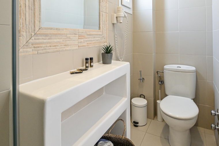 Deluxe double room with indoor hydromassage tub